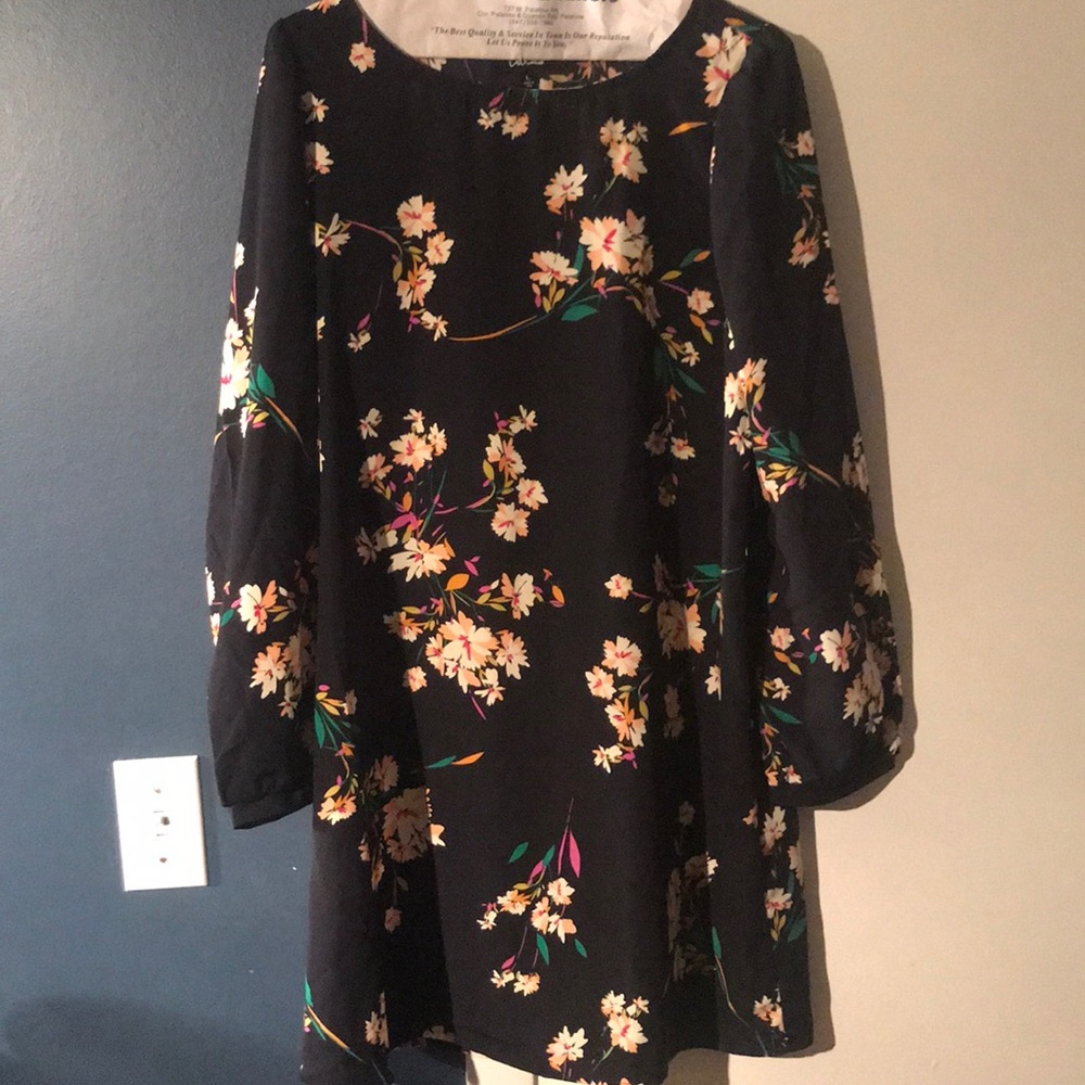Lulus long sleeved dress